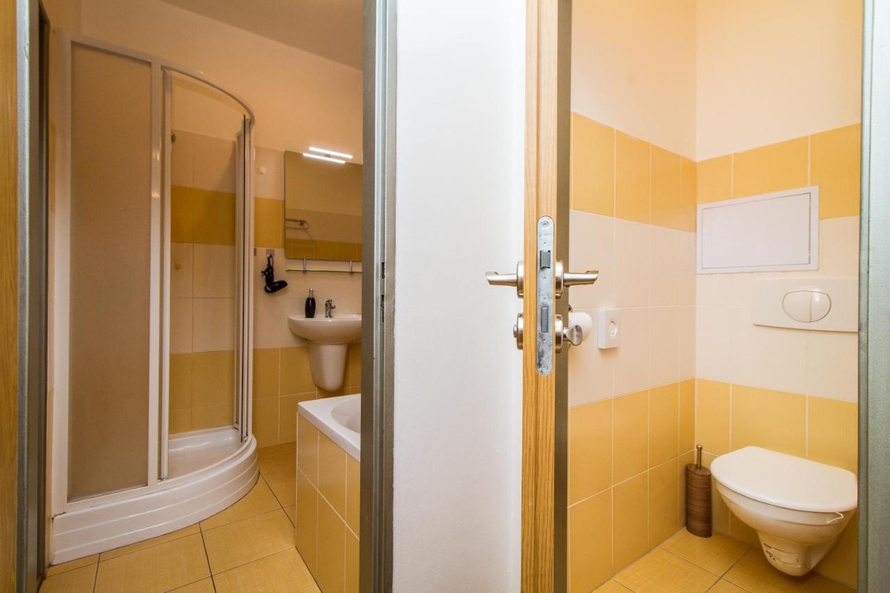 Silver Apartments クトナー・ホラ エクステリア 写真